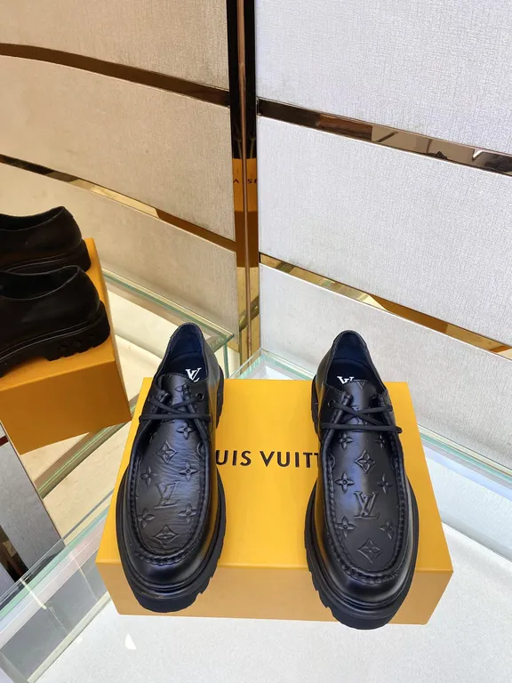 Louis Vuitton Shoe 